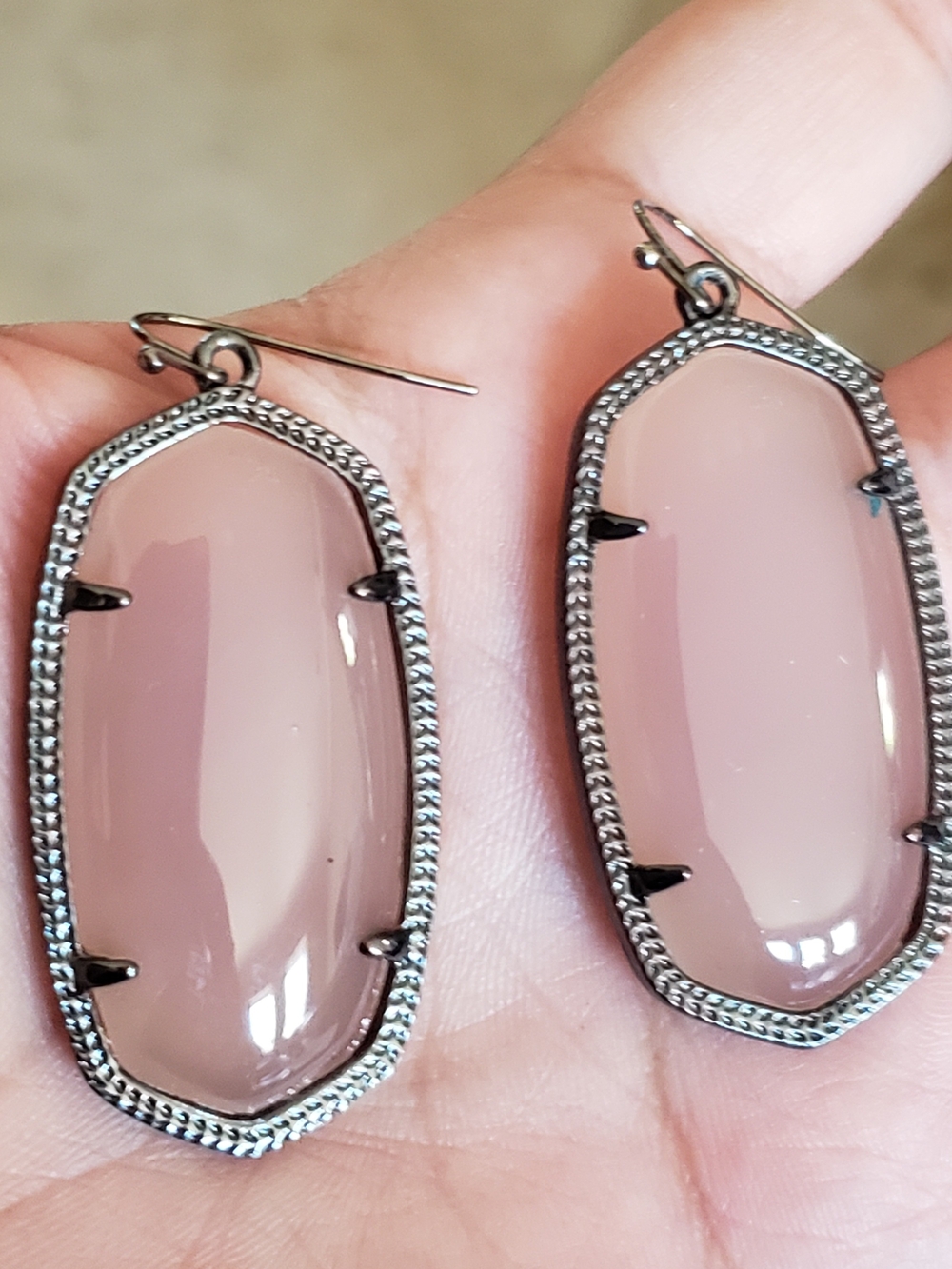 Kendra Scott Blush Pink Glass Drop Earrings